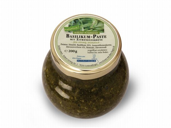 Basilikum-Paste mit Zitronenverbene